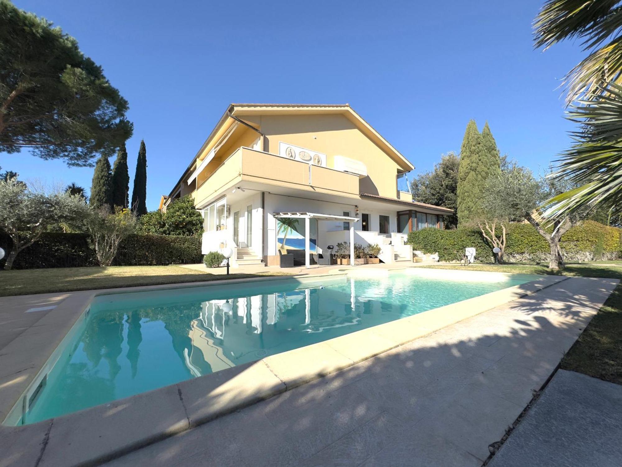 Residence Il Boschetto - Villa Con Piscina Grosseto Exterior photo